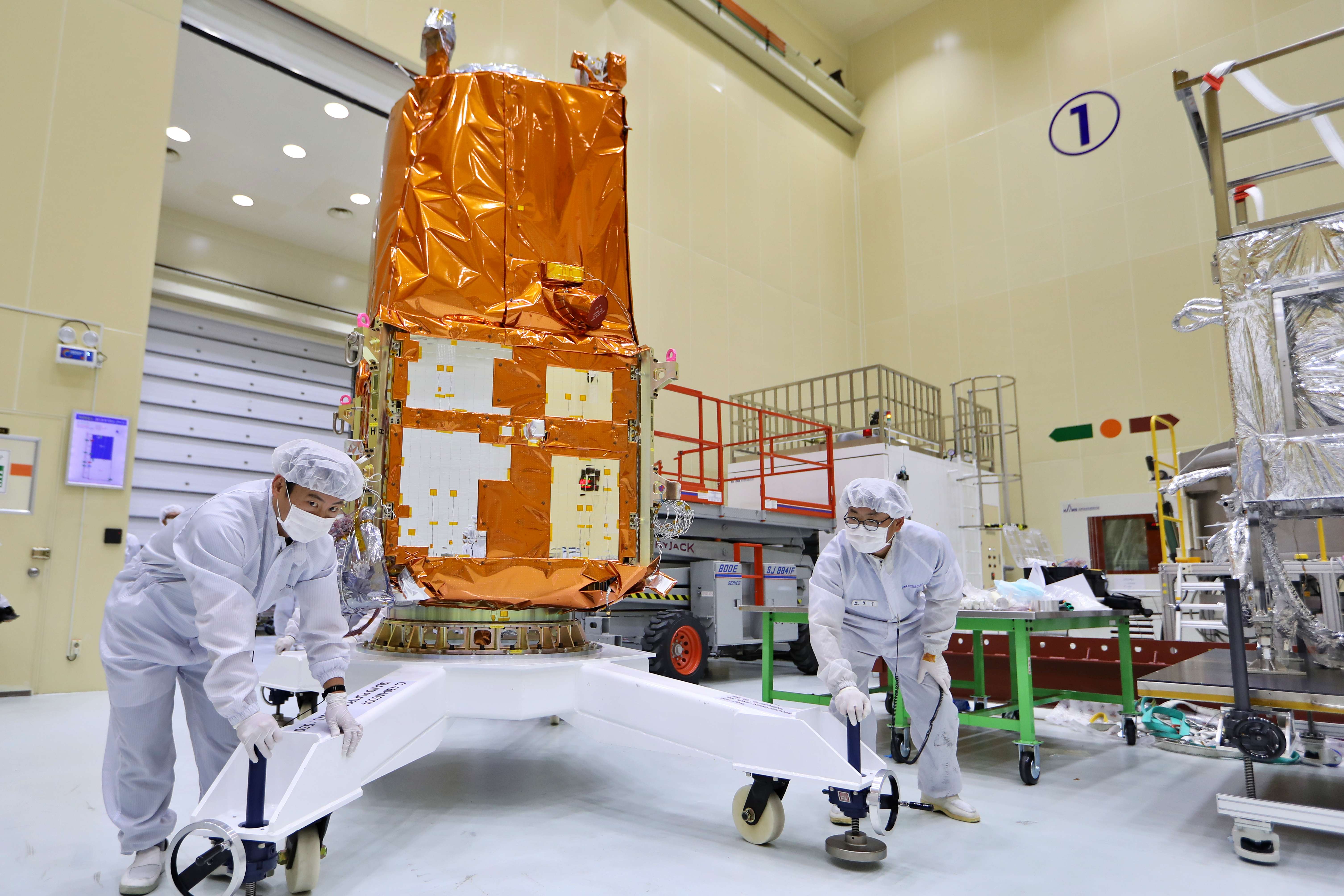 차세대중형위성_열진공챔버_3 이미지