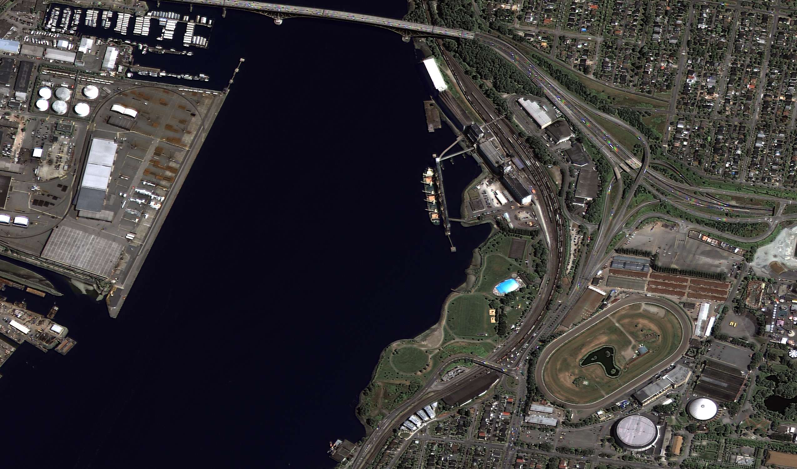 아리랑 3호가 촬영한 캐나다 벤쿠버 이미지