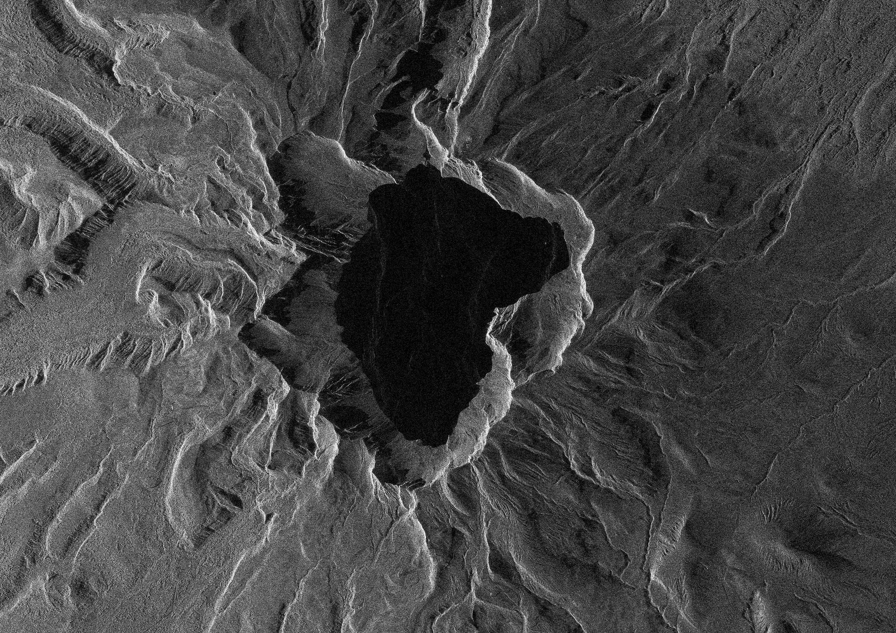 아리랑 5호가 촬영한 백두산 천지 이미지