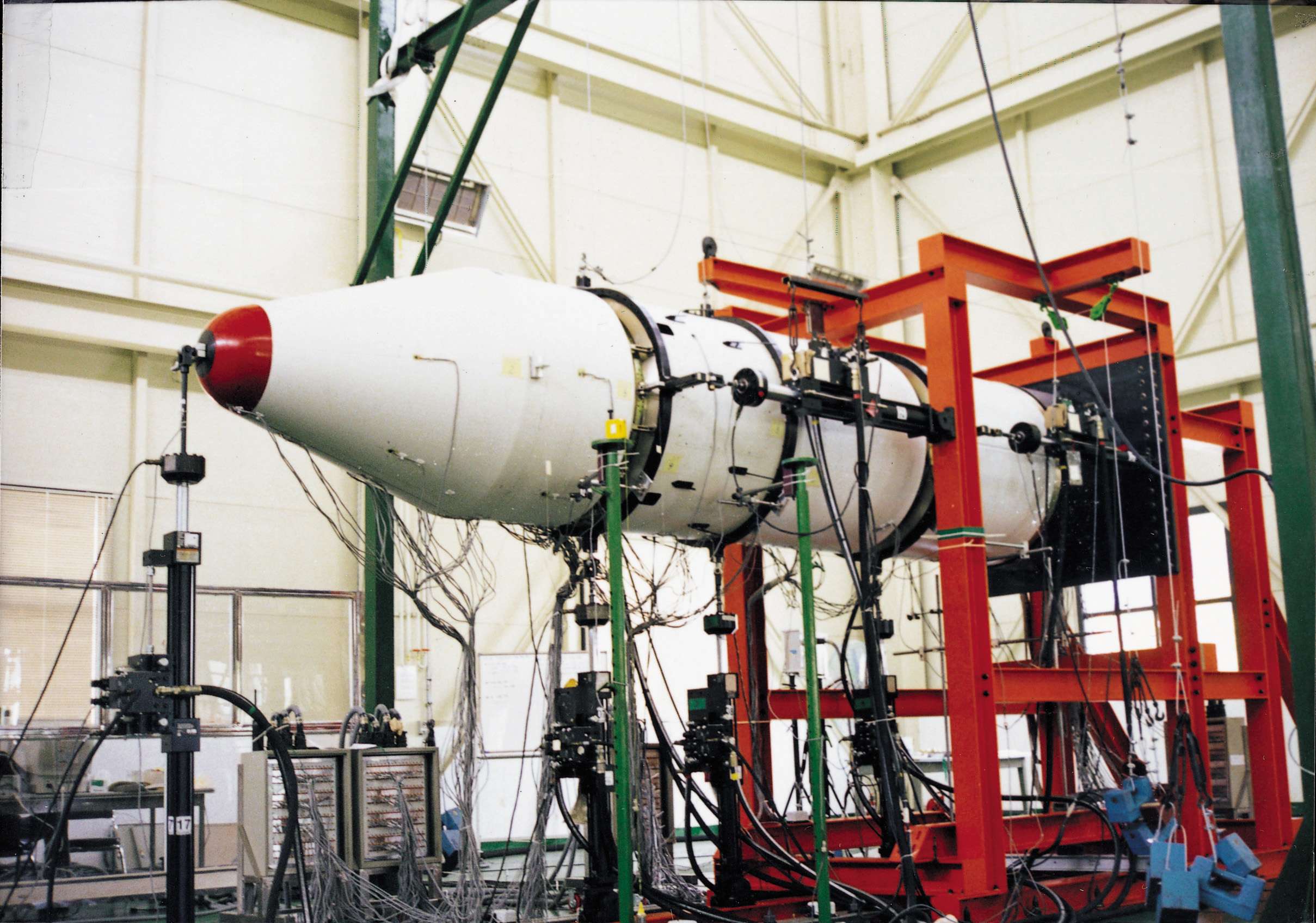 KRS-Ⅲ기체 전방부구조시험 이미지