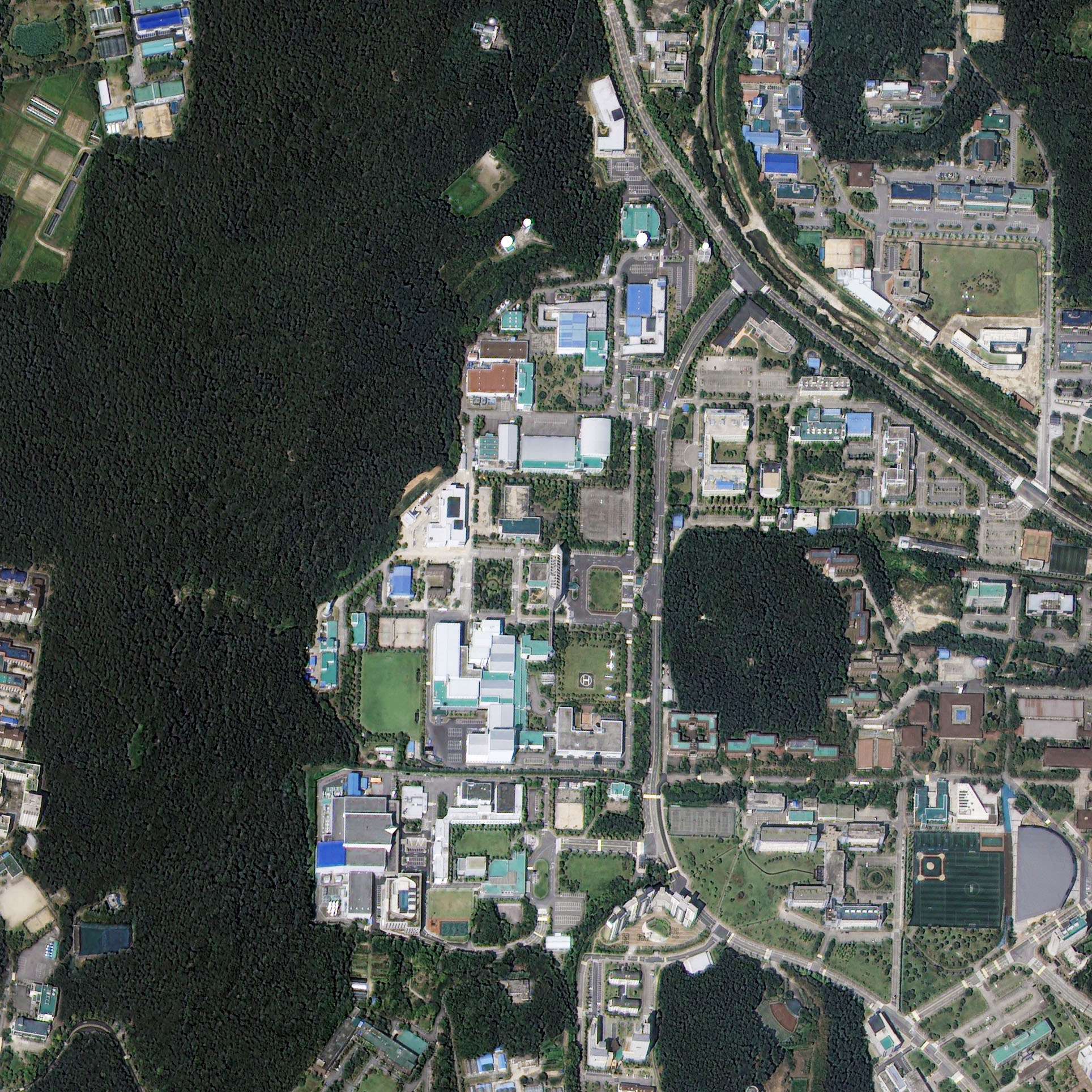 아리랑 3호가 촬영한 대한민국 한국항공우주연구원 이미지