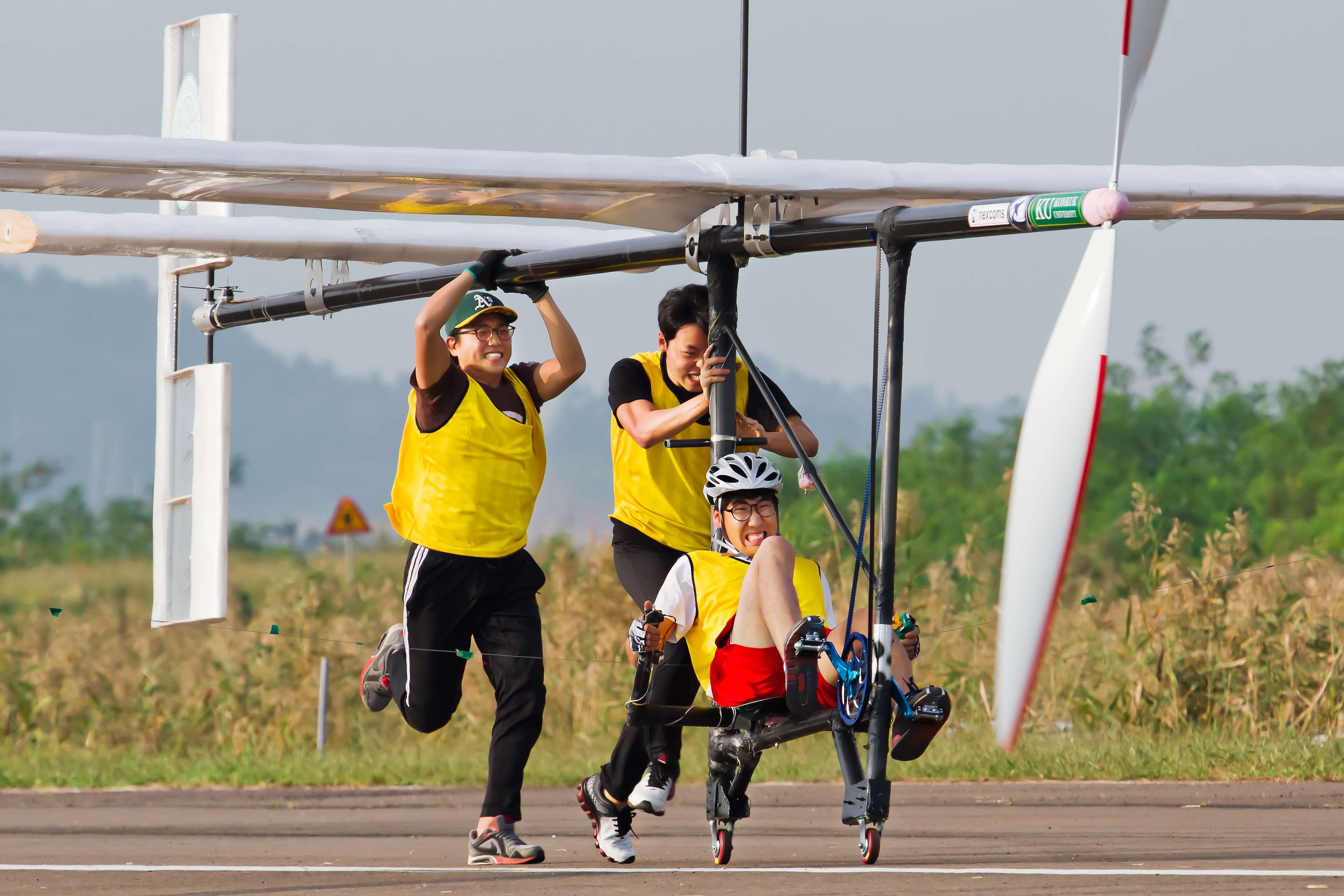 제2회 인간동력항공기 경진대회 이미지