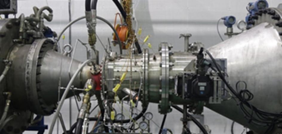 Gas turbine engines for aviation